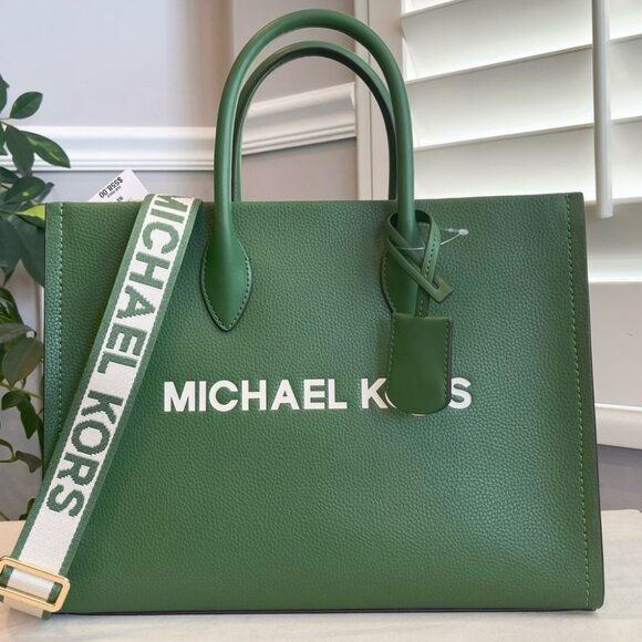Michael Kors Handbags - 🔥NeW! Michael Kors Mirella Tote MD